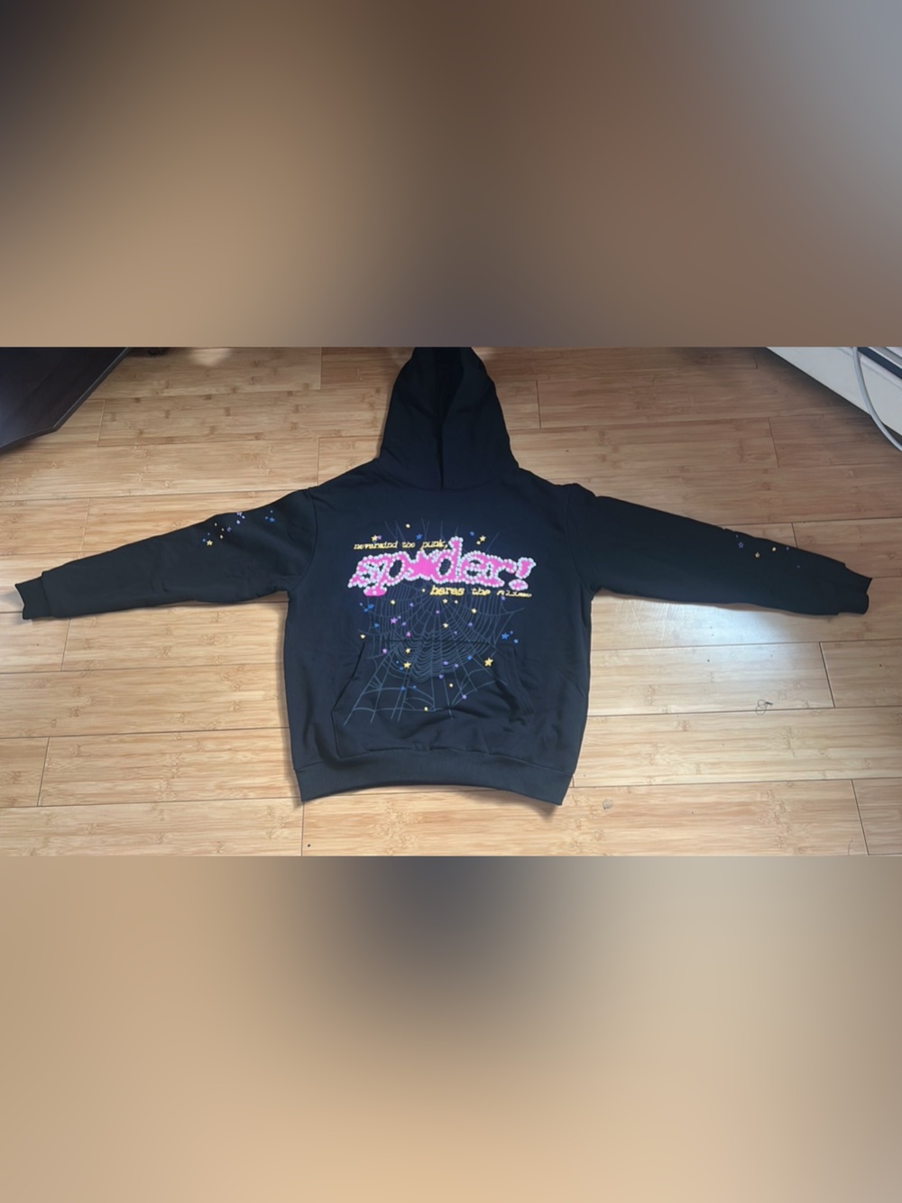 Spider hoodie, send offers